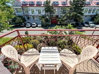 Гостевой дом Ольга Анапа Стандартный двухместный номер с 1 кроватью или 2 отдельными кроватями и балконом-4