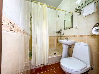 Гостевой дом Ольга Анапа Стандартный двухместный номер с 1 кроватью или 2 отдельными кроватями и балконом-5